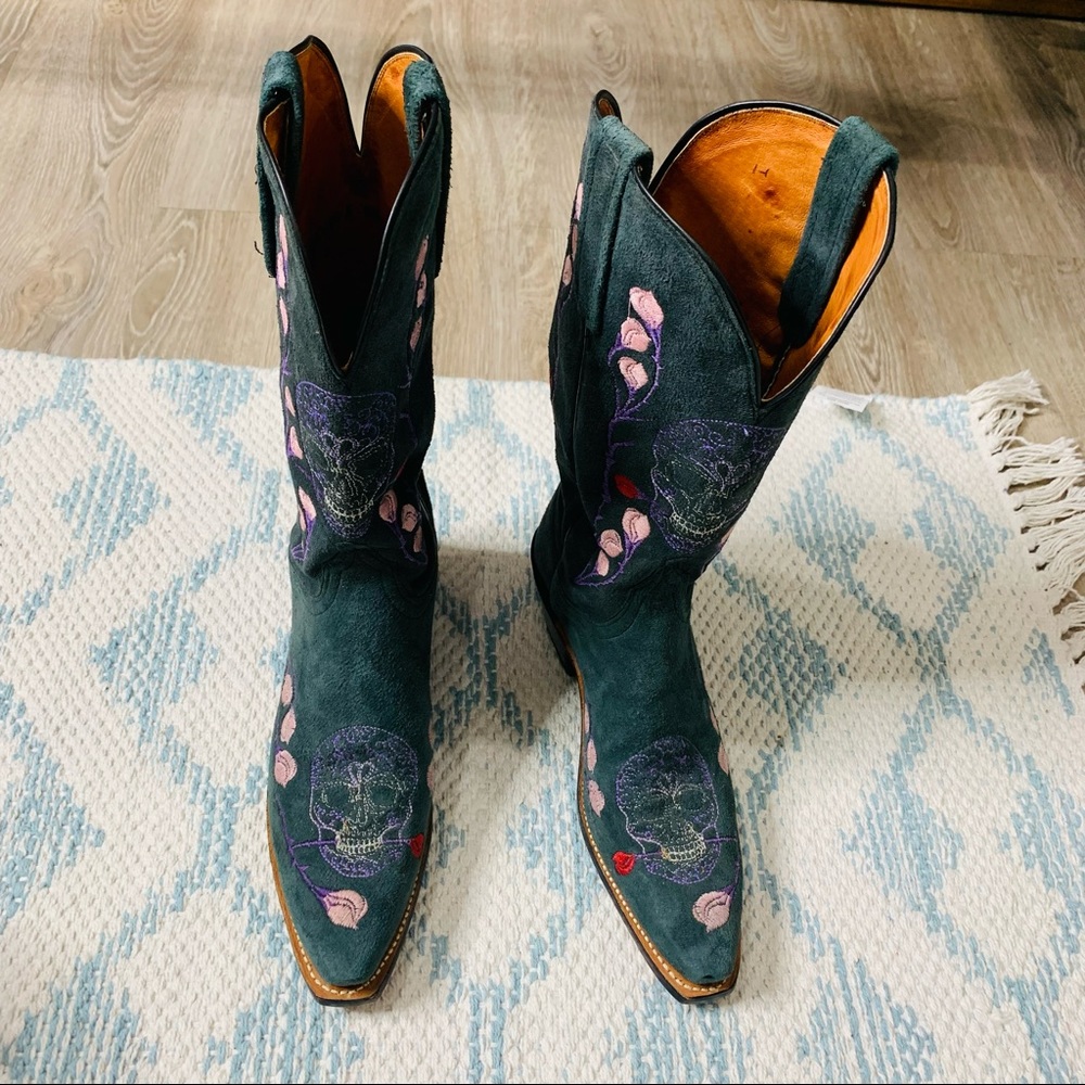 LUCCHESE RARE Skull Roses Cow girl Boots 6.5